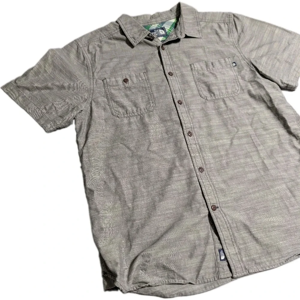 The North Face Heritage Shirt Mens L Gray Chambray Cotton Button Up Short Sleeve